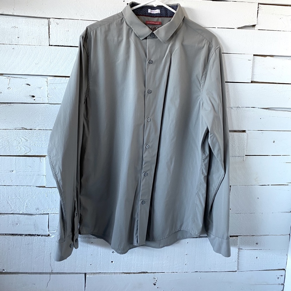 Truly Mens Stretch Slim Fit Dress Shirt. Size L